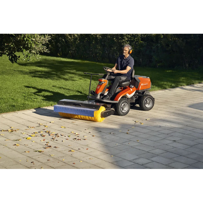 HUSQVARNA R 320X AWD Frontmäher – Bild 14