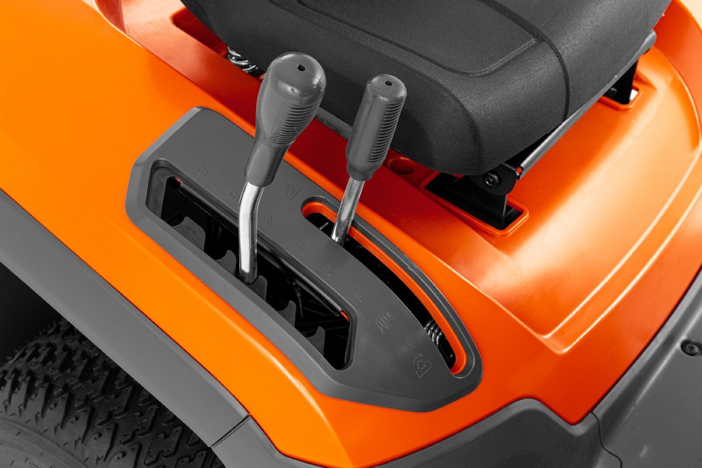 Husqvarna Rasentraktor TS 112 – Bild 6