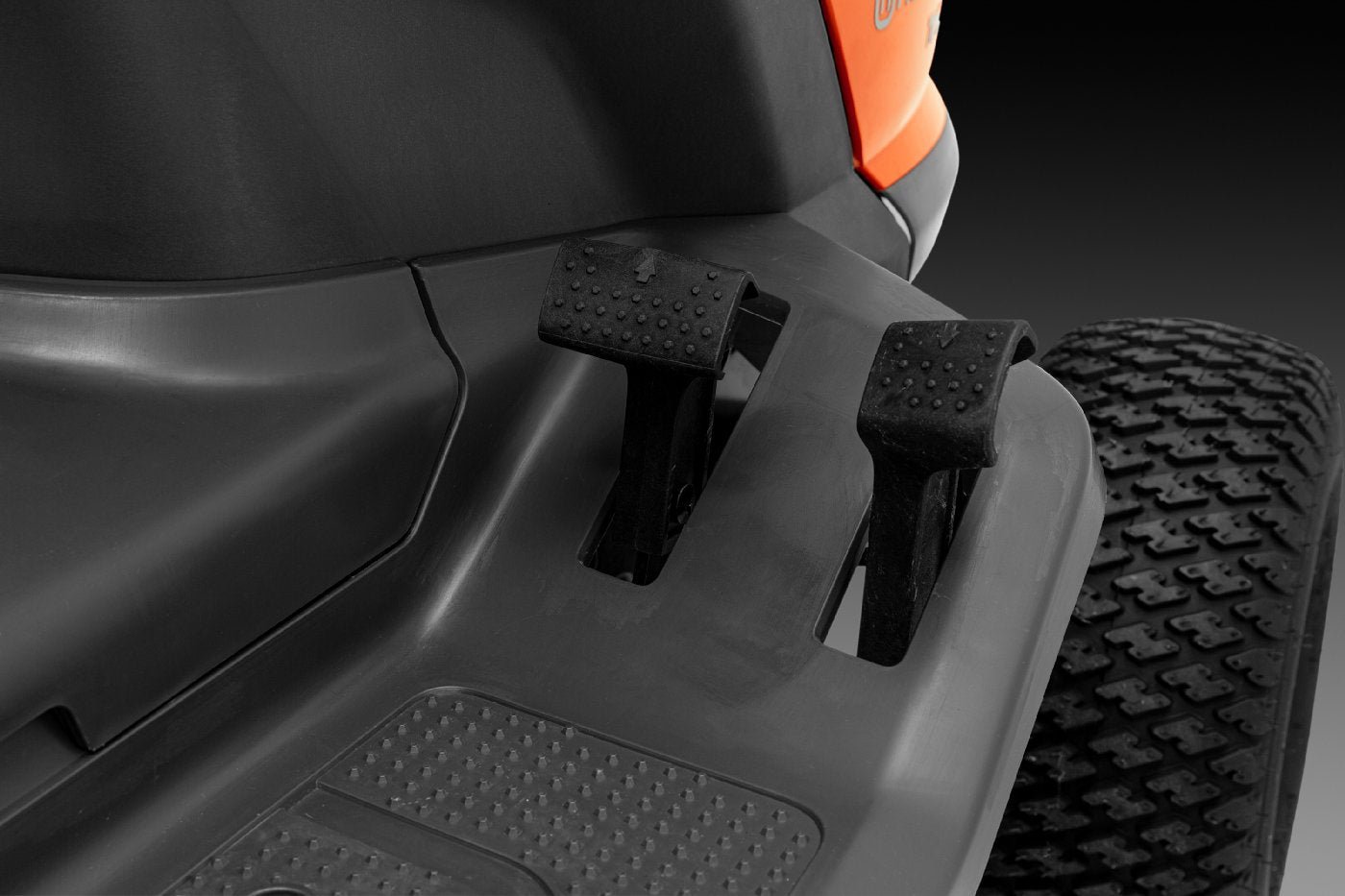 Husqvarna Rasentraktor TS 112 – Bild 9